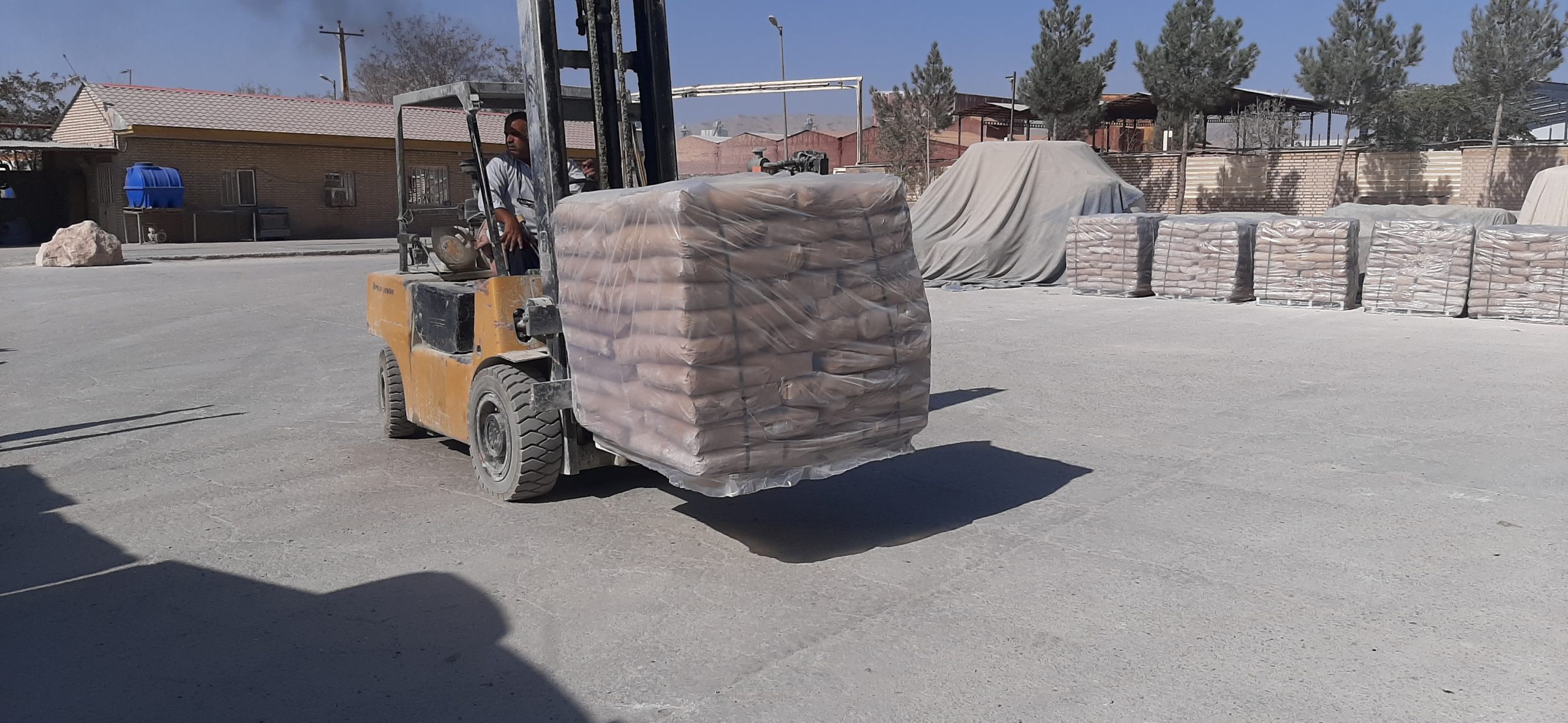 کربنات کلسیم سفید صنعتی