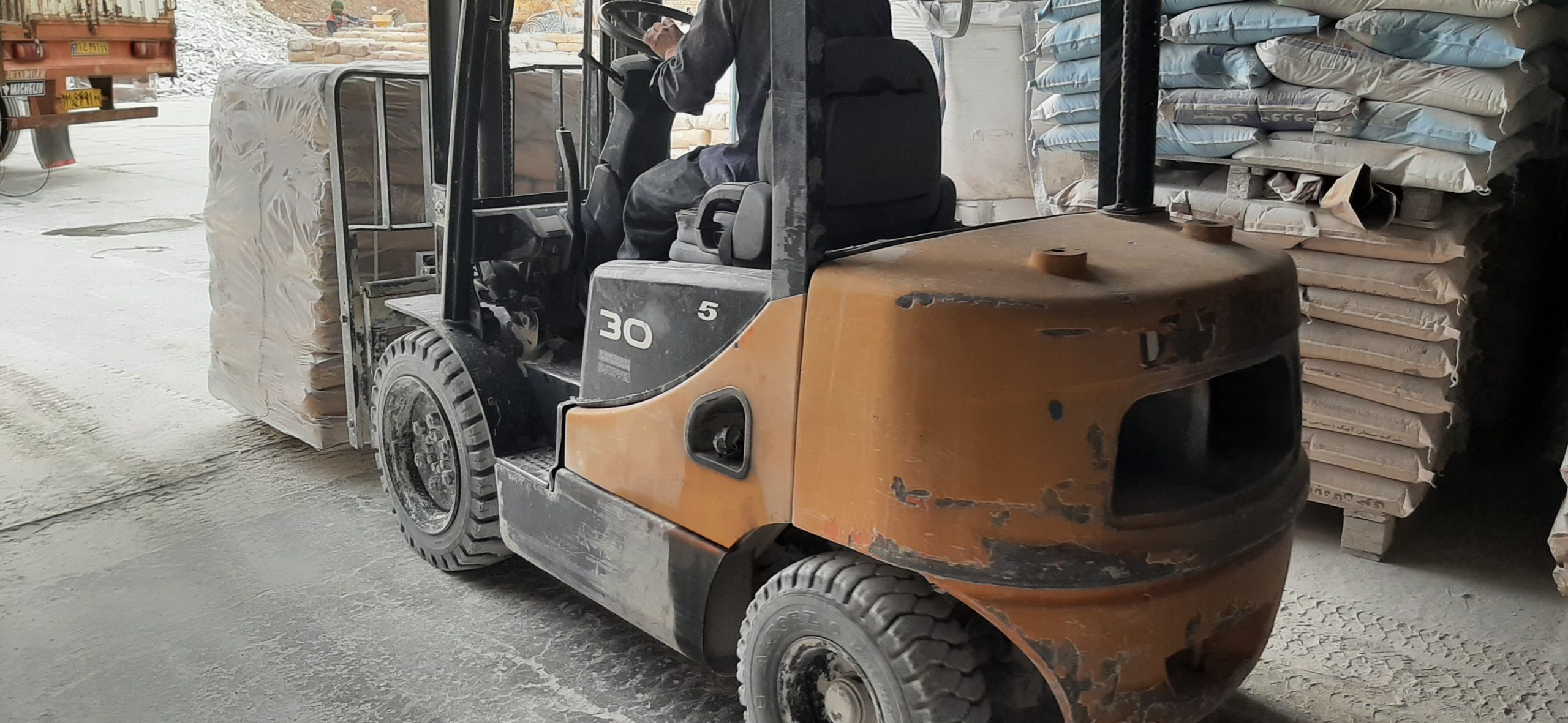 مرکز فروش بنتونیت طیور قم